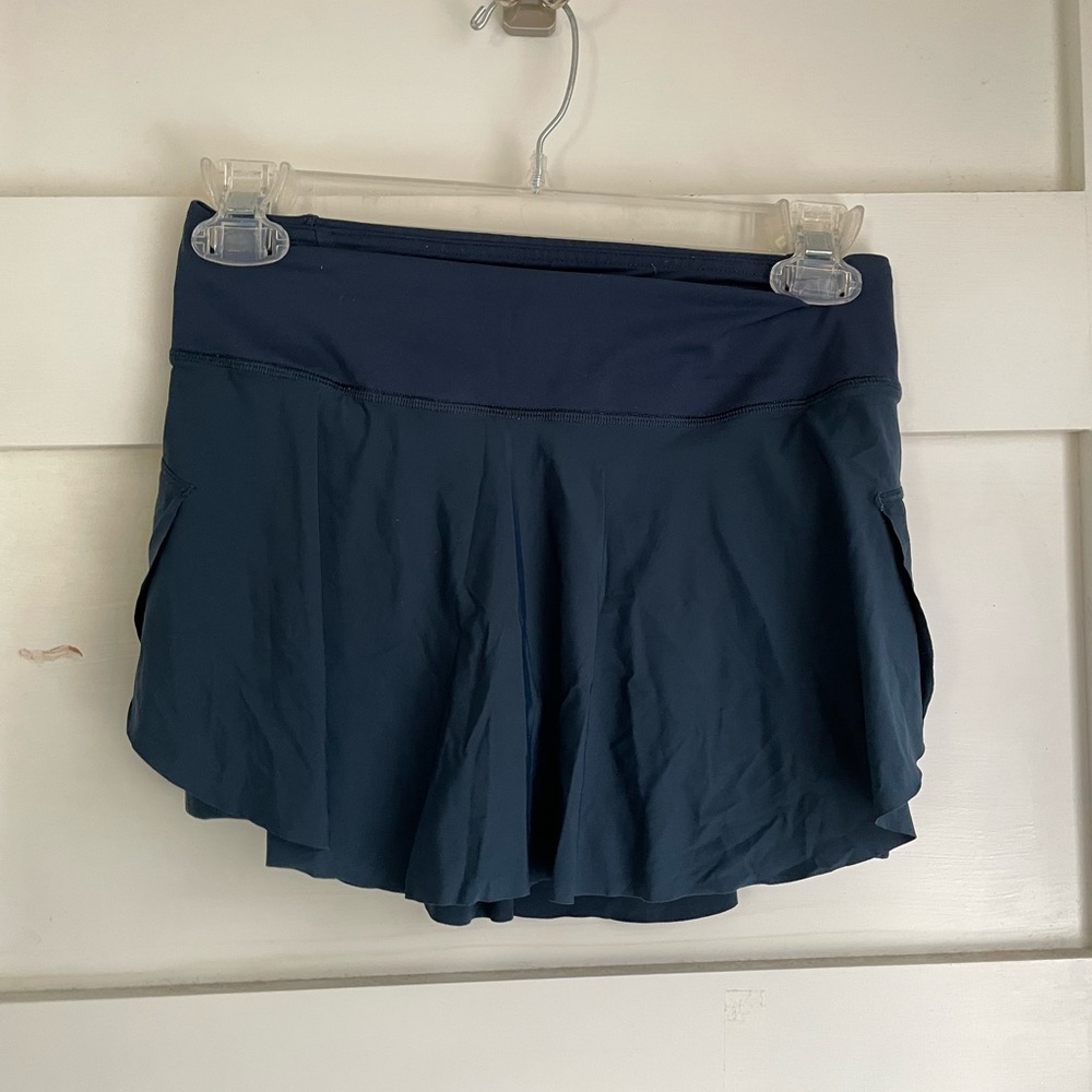 Lululemon size 2 skort